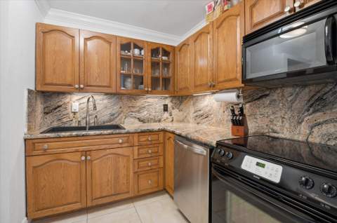 6287 Bay Club Drive #2, Fort Lauderdale FL - photo 8 of 23