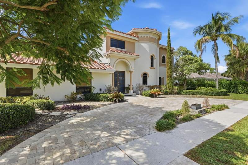 5 bedroom Single Family Residence at 1500 SW 15th Street, Hillsboro Park, Boca Raton — photo 4