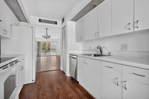13700 SW 11th Street #203A, Pembroke Pines FL - photo 11 of 36