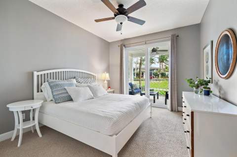 814 Bay Colony Drive, Juno Beach FL - photo 15 of 32
