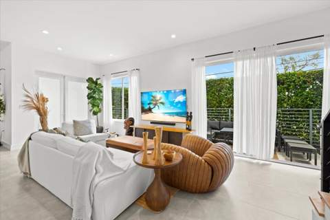 1255 NE 18th Avenue, Fort Lauderdale FL - photo 11 of 56