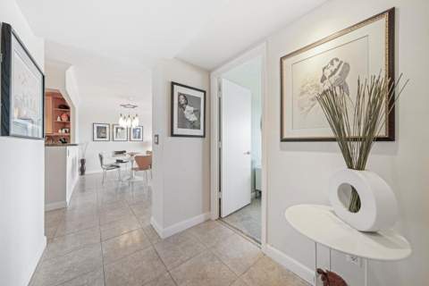 340 Sunset Drive #806, Fort Lauderdale FL - photo 13 of 40