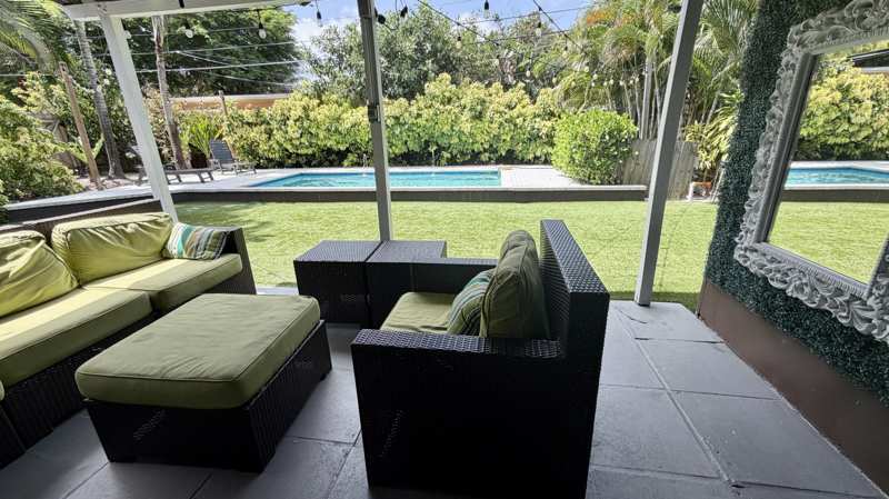 3 bedroom Single Family Residence at 614 NE 26th Street, Wilton Manors, Wilton Manors — photo 1