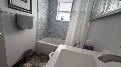 614 NE 26th Street, Wilton Manors FL - photo 13 of 38