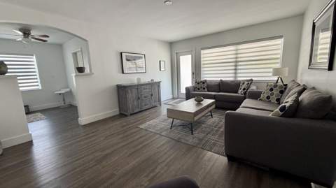 614 NE 26th Street, Wilton Manors FL - photo 16 of 38