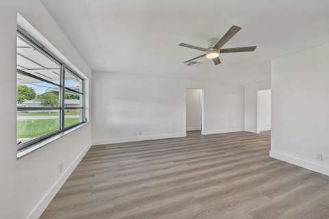 1190 NW 90th Avenue, Plantation FL - photo 16 of 38
