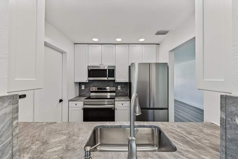 2 bedroom Single Family Residence at 1190 NW 90th Avenue, Lauderdale West 3 Sec, Plantation — photo 5