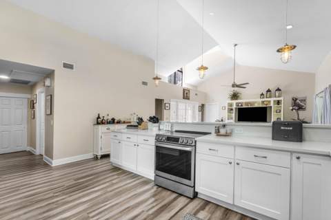 123 Coco Lane, Jupiter FL - photo 8 of 37