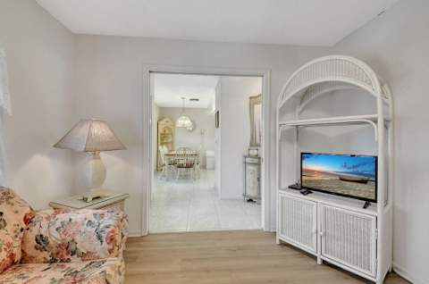 1670 NW 18th Avenue #202, Delray Beach FL - photo 18 of 33