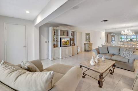 1670 NW 18th Avenue #202, Delray Beach FL - photo 24 of 33