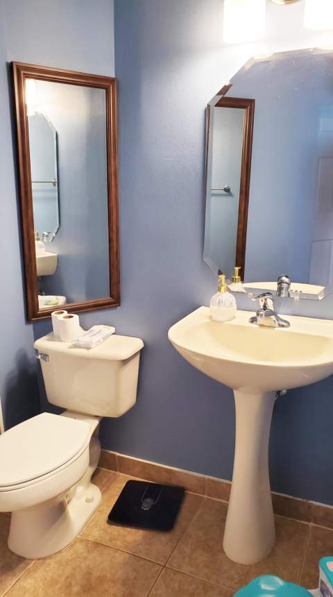 3051 Laurel Ridge Circle, Riviera Beach FL - photo 6 of 19