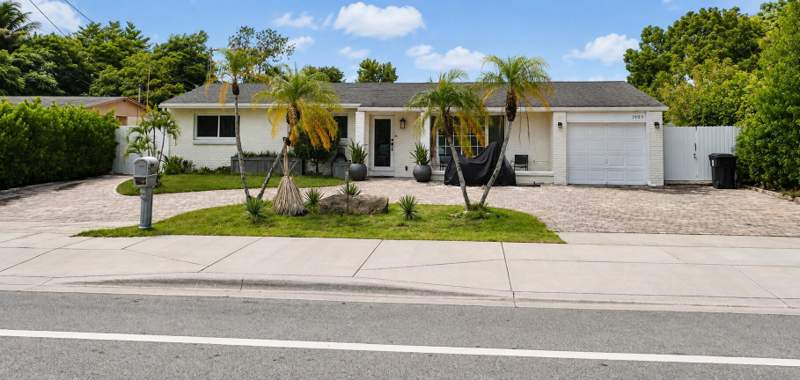 3 bedroom Single Family Residence at 1905 S Florida Mango Road, Meadow Park 3, West Palm Beach — photo 3