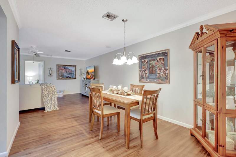 2 bedroom Condominium at 5840 Summerfield Court, The Grove Condominium Section 1, Fort Pierce — photo 5