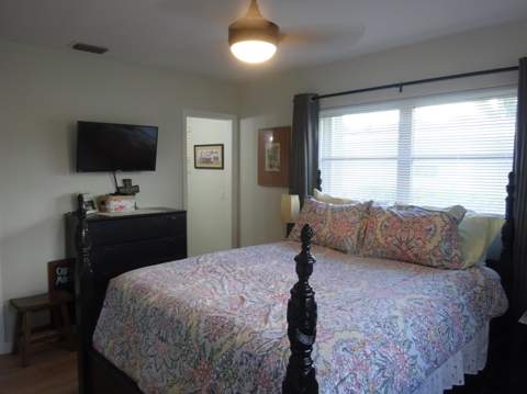 2864 Crosley Drive #A, West Palm Beach FL - photo 7 of 19