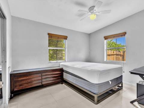 1580 NE 43rd Court, Pompano Beach FL - photo 12 of 38