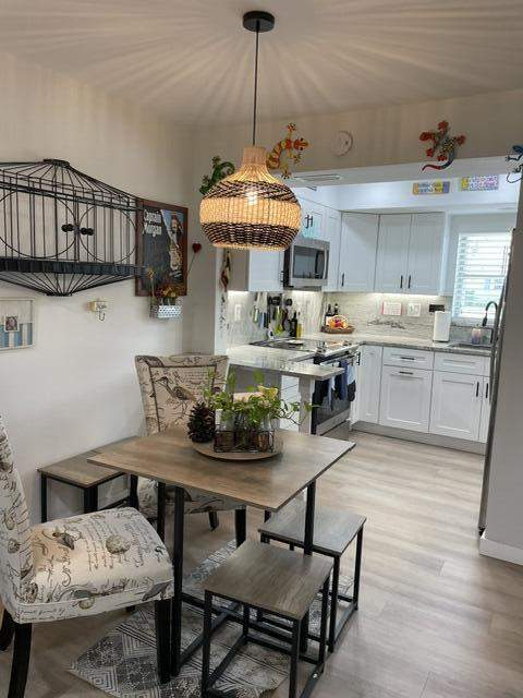 2864 Crosley Drive #A, West Palm Beach FL - photo 15 of 19