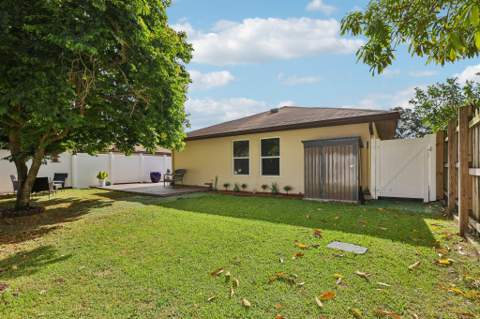 2075 SW 72nd Avenue, Davie FL - photo 6 of 57