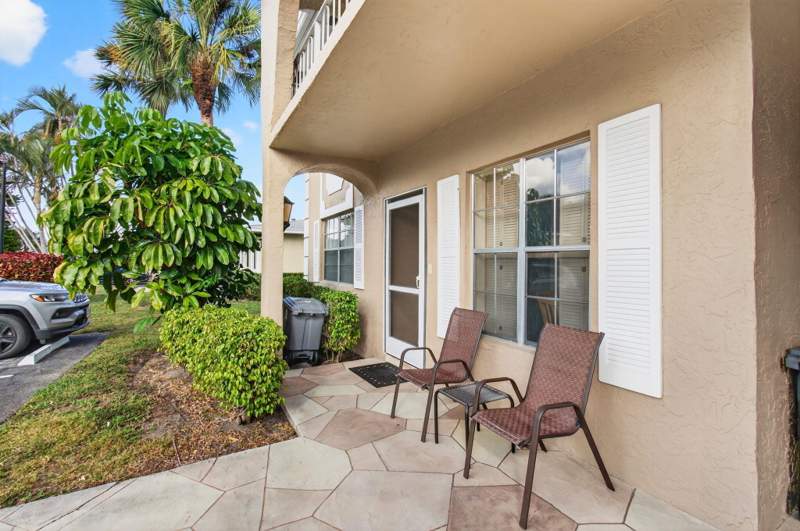 2 bedroom Condominium at 13682 Via Flora #A, Palm Greens At Villa Del Ray Condo II, Delray Beach — photo 2