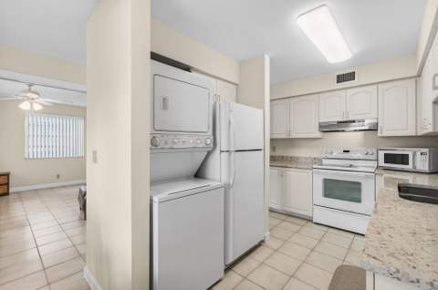 13682 Via Flora #A, Delray Beach FL - photo 11 of 44