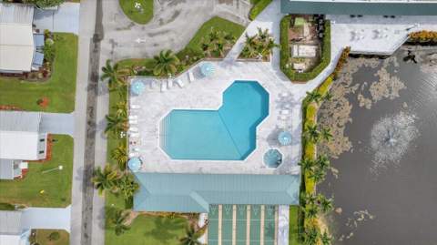 360 NE Jade Circle, Jensen Beach FL - photo 12 of 56