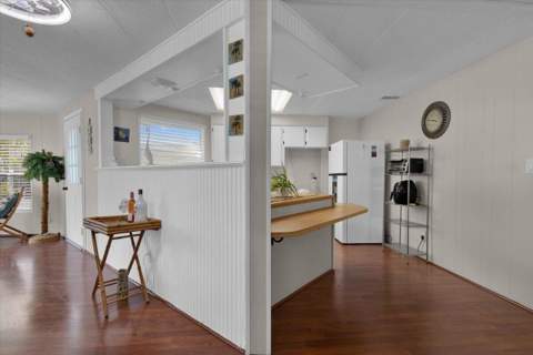 360 NE Jade Circle, Jensen Beach FL - photo 24 of 56