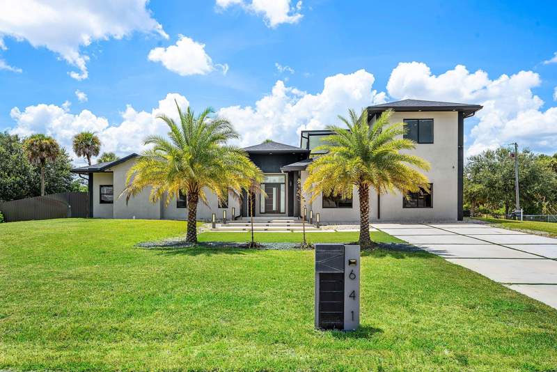 4 bedroom Single Family Residence at 641 Marshall Road, Palm Beach Farms Co 3, West Palm Beach — photo 2