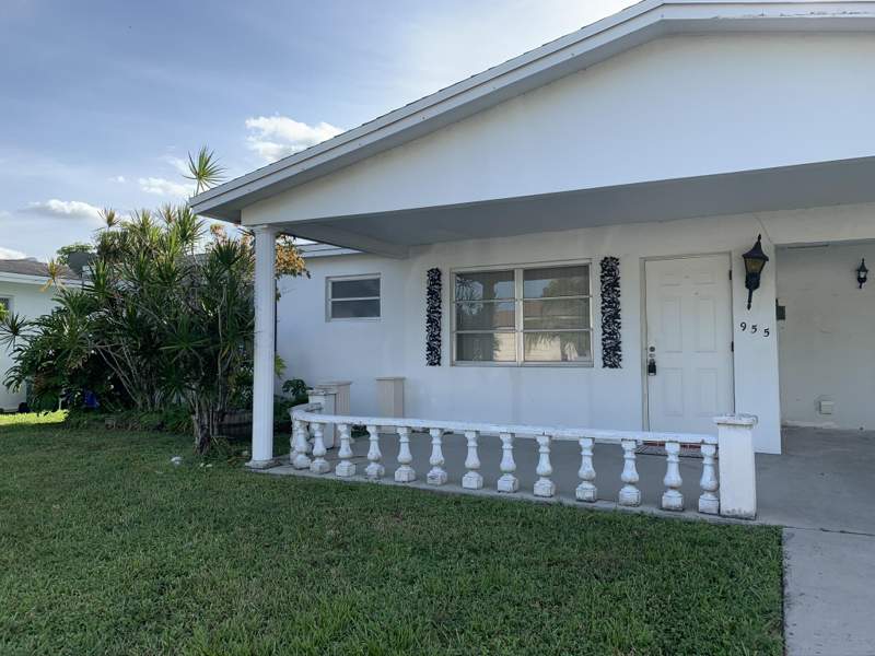 2 bedroom Single Family Residence at 955 NW 69th Avenue, Paradise Gardens, Margate — photo 4