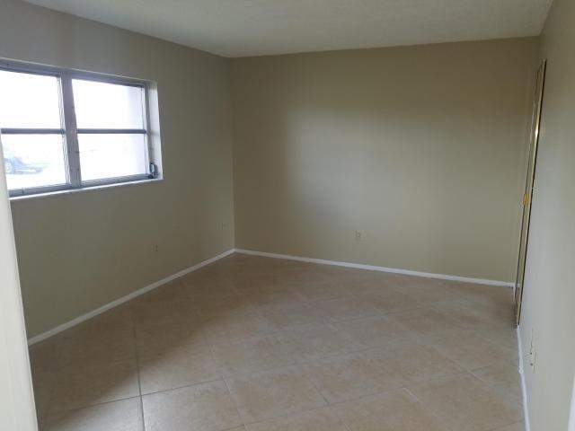 1 bedroom Condominium at 5725 FERNLEY Drive #7, CRESTHAVEN CONDO TOWNHOMES SEC 2, West Palm Beach — photo 4