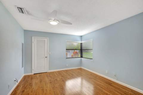 523 Prestwick Circle, Palm Beach Gardens FL - photo 15 of 61