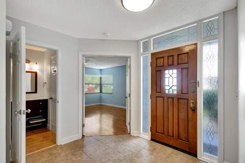 523 Prestwick Circle, Palm Beach Gardens FL - photo 7 of 61