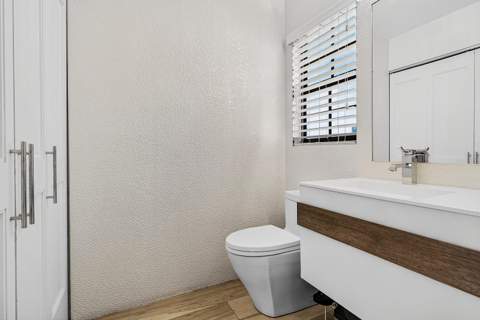 605 NE 19th Avenue, Deerfield Beach FL - photo 16 of 40