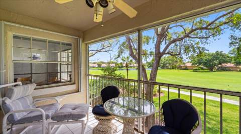 10112 Andover Coach Circle #B2, Lake Worth FL - photo 21 of 49