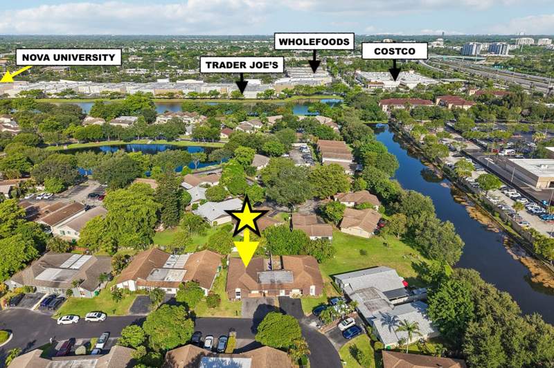 4 bedroom Villa at 2075 SW 72nd Avenue, Newmans Survey Sub No 1 & 2, Davie — photo 3