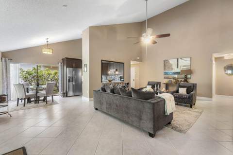 2850 ANTIETAM Lane, West Palm Beach FL - photo 8 of 35