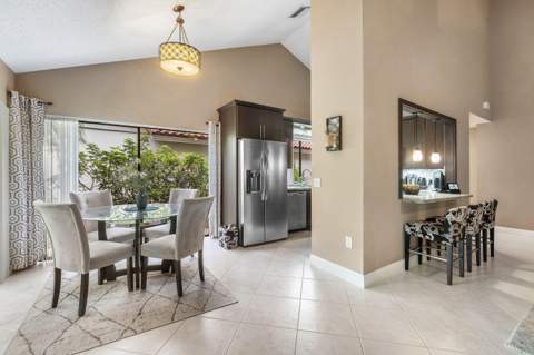 2850 ANTIETAM Lane, West Palm Beach FL - photo 10 of 35