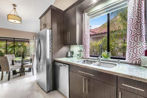 2850 ANTIETAM Lane, West Palm Beach FL - photo 13 of 35