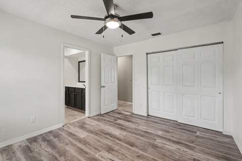 502 NE Solida Circle, Port St. Lucie FL - photo 17 of 67