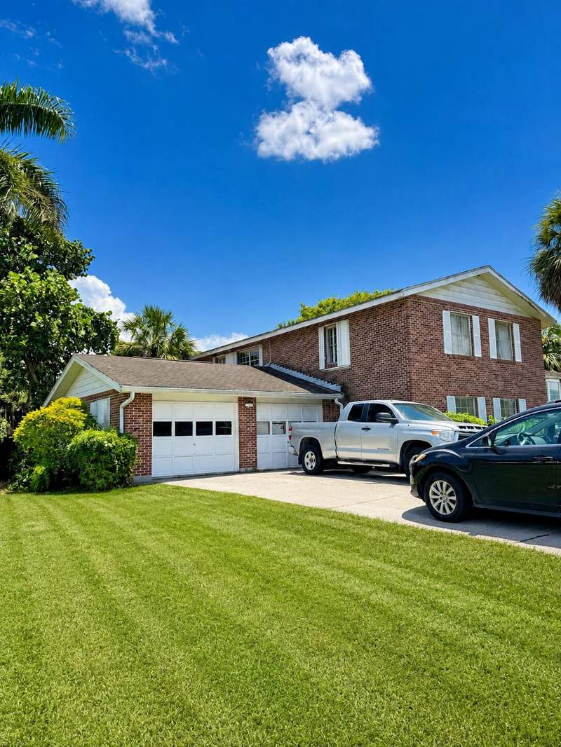 5 bedroom Single Family Residence at 909 NE 3rd Street, Zumpf Sub 3, Belle Glade — photo 5