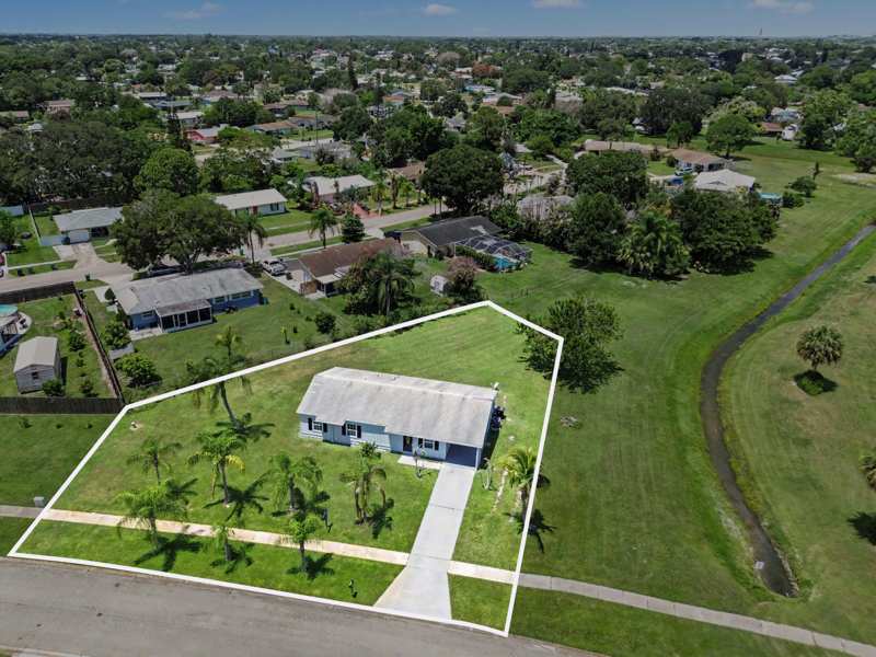 3 bedroom Single Family Residence at 502 NE Solida Circle, Port St Lucie Floresta Pines Unit 2, Port St. Lucie — photo 1