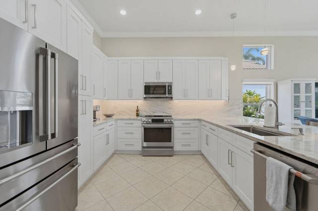 9841 Casa Mar Drive