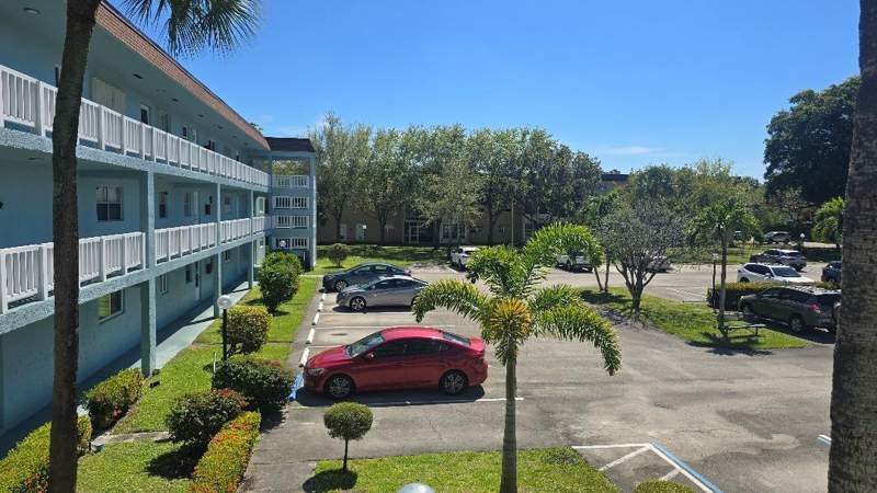 1 bedroom Condominium at 606 SW NATURA Boulevard #208, NATURA CONDO NO 3, Deerfield Beach — photo 4
