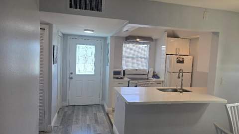 606 SW Natura Boulevard #208, Deerfield Beach FL - photo 7 of 26
