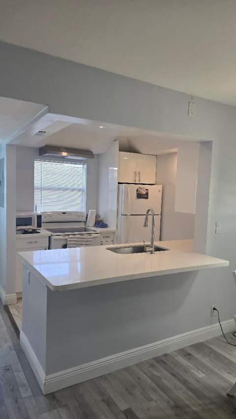 606 SW Natura Boulevard #208, Deerfield Beach FL - photo 8 of 26