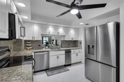 1167 Hillsboro Mile #306, Hillsboro Beach FL - photo 8 of 49