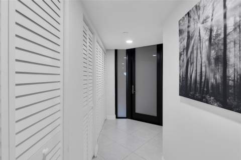 1167 Hillsboro Mile #306, Hillsboro Beach FL - photo 11 of 49