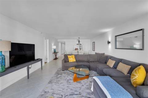 1167 Hillsboro Mile #306, Hillsboro Beach FL - photo 13 of 49