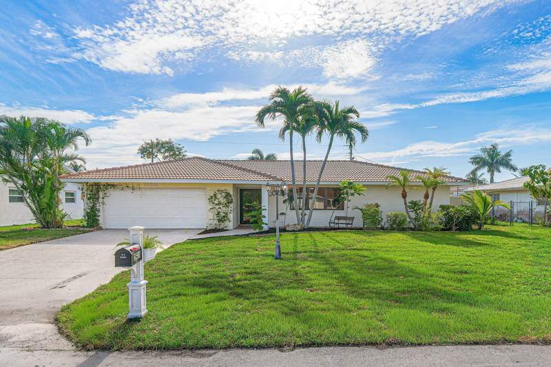3 bedroom Single Family Residence at 2538 SW 13th Court, Golfview Harbour , Boynton Beach — photo 2
