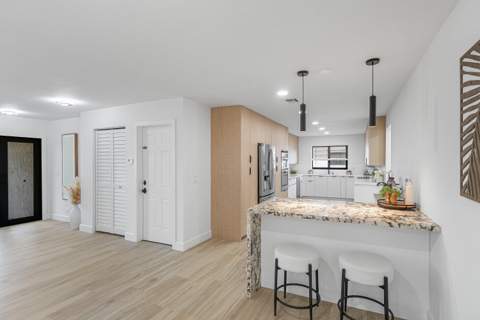 2538 SW 13th Court, Boynton Beach FL - photo 11 of 50