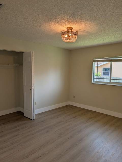 4110 NW 3rd Avenue, Boca Raton FL - photo 9 of 18