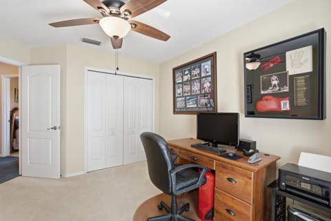692 SW Ewing Avenue, Port St. Lucie FL - photo 16 of 33